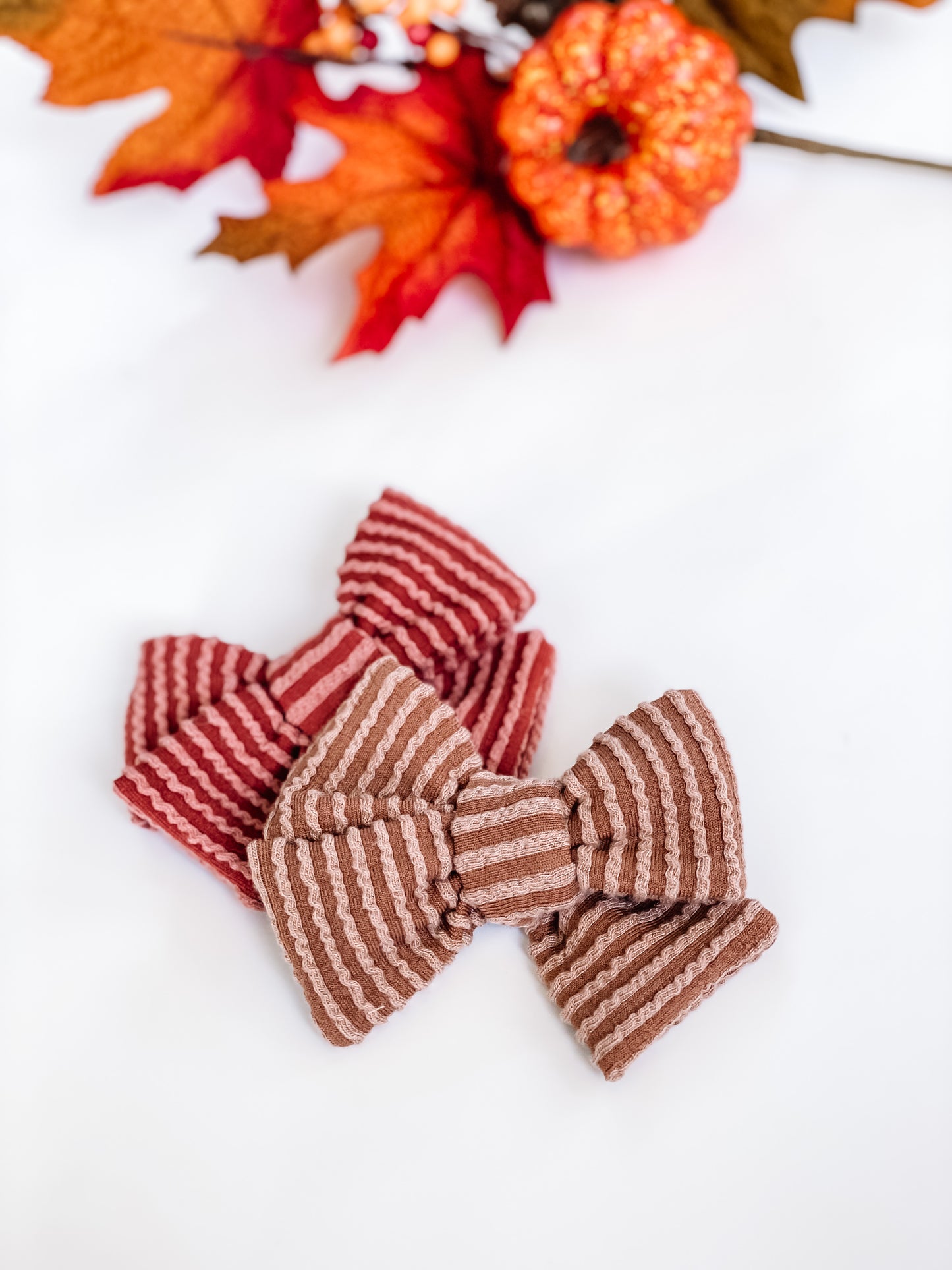 Waved Rib Schoolgirl Bows