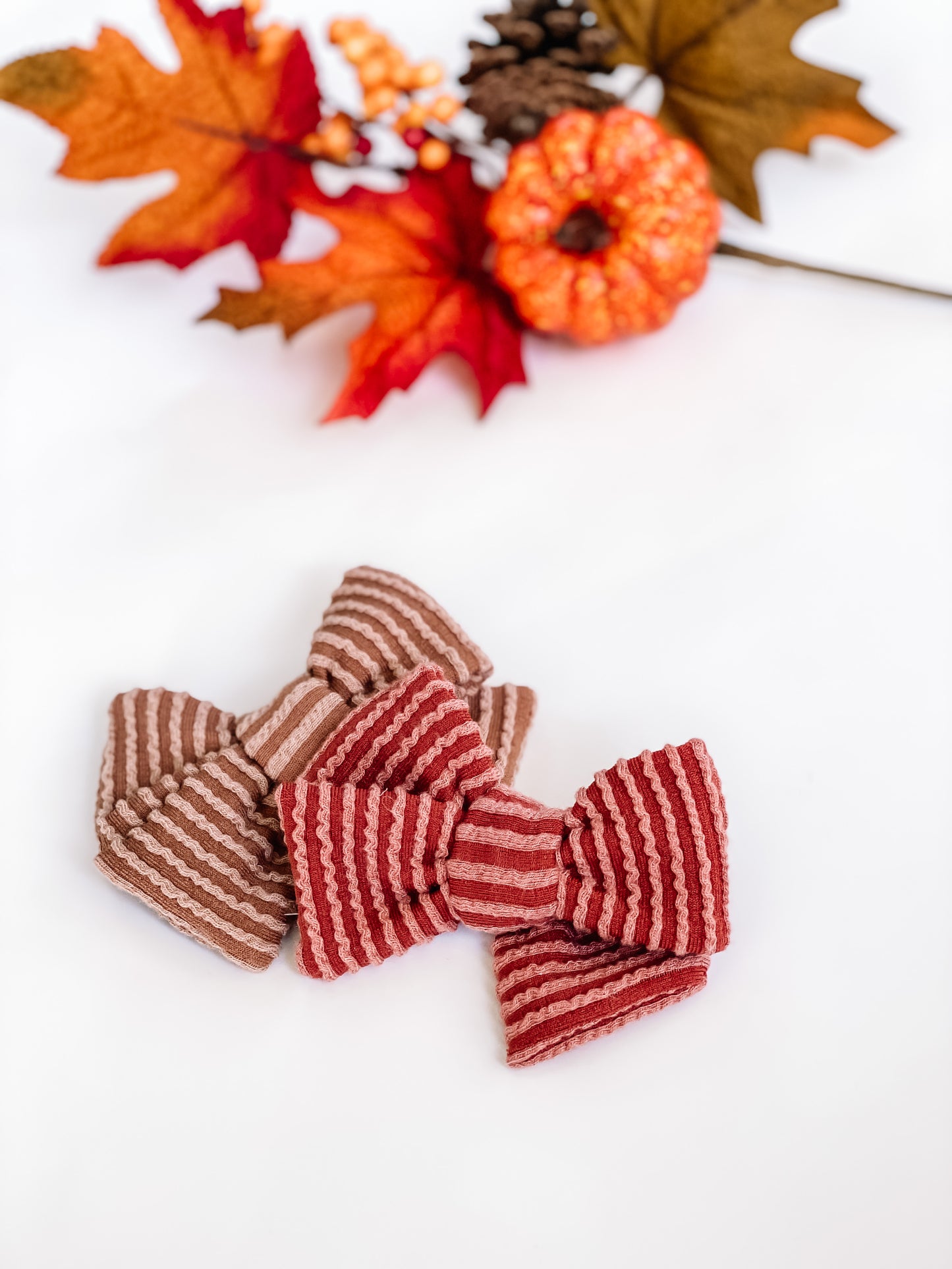 Waved Rib Schoolgirl Bows