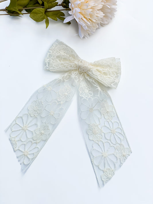 Stacked Lace Coquette Bow
